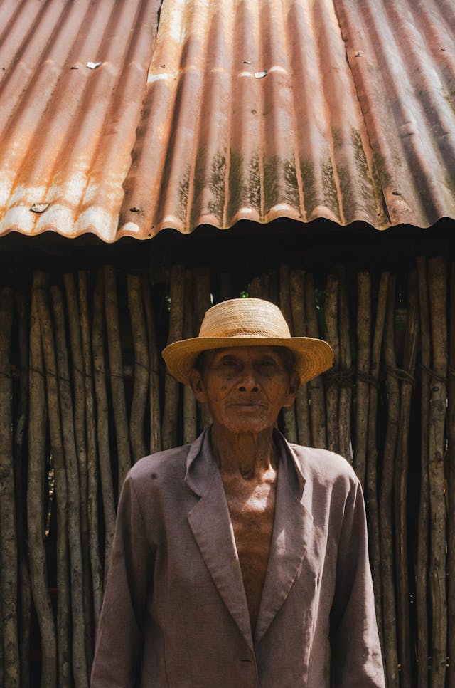 Foto ilustrasi: Bapak Agus, 55 tahun